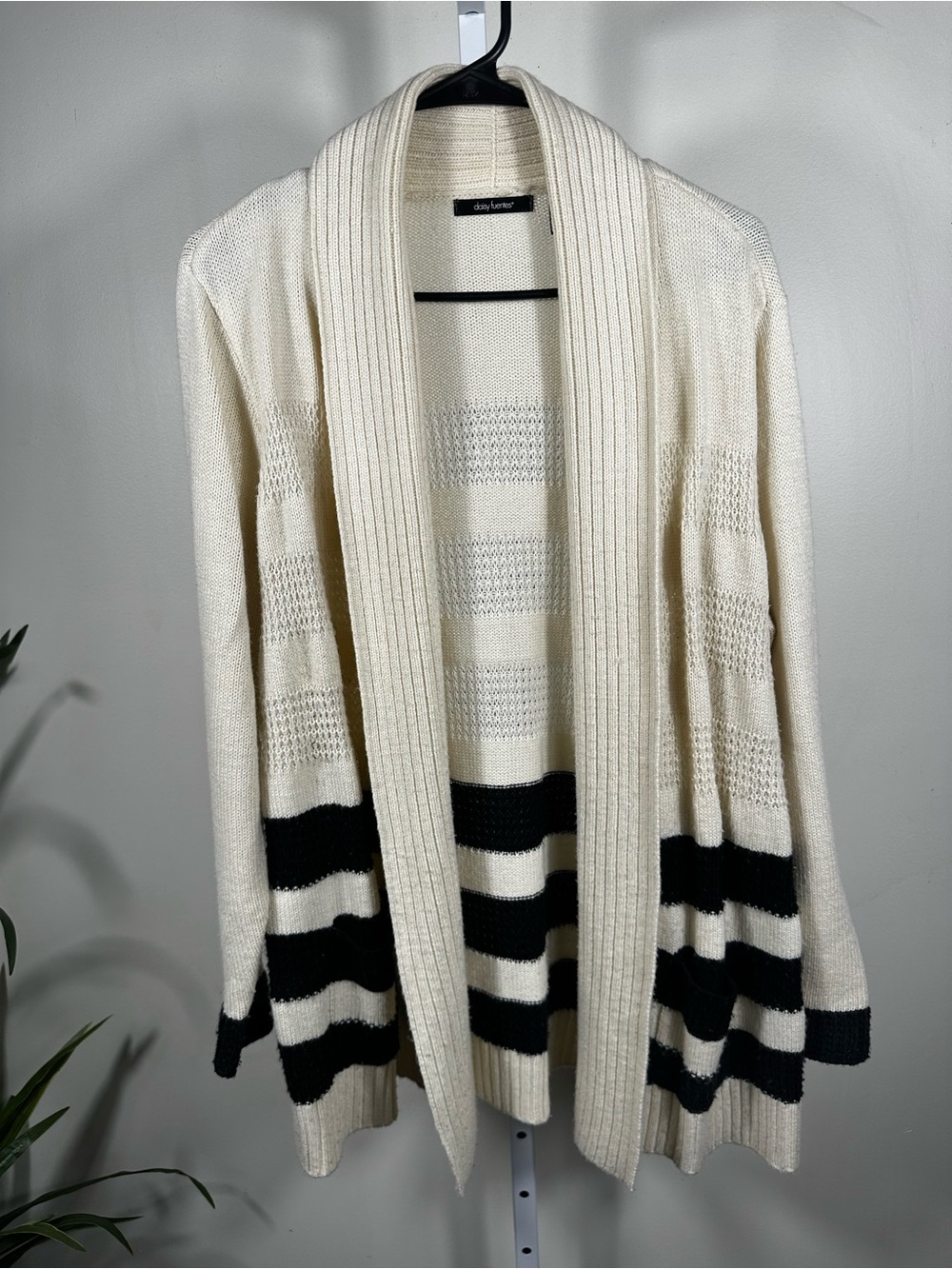 G29. Daisy Fuentes Ivory Open-Front Cardigan with Black Stripes